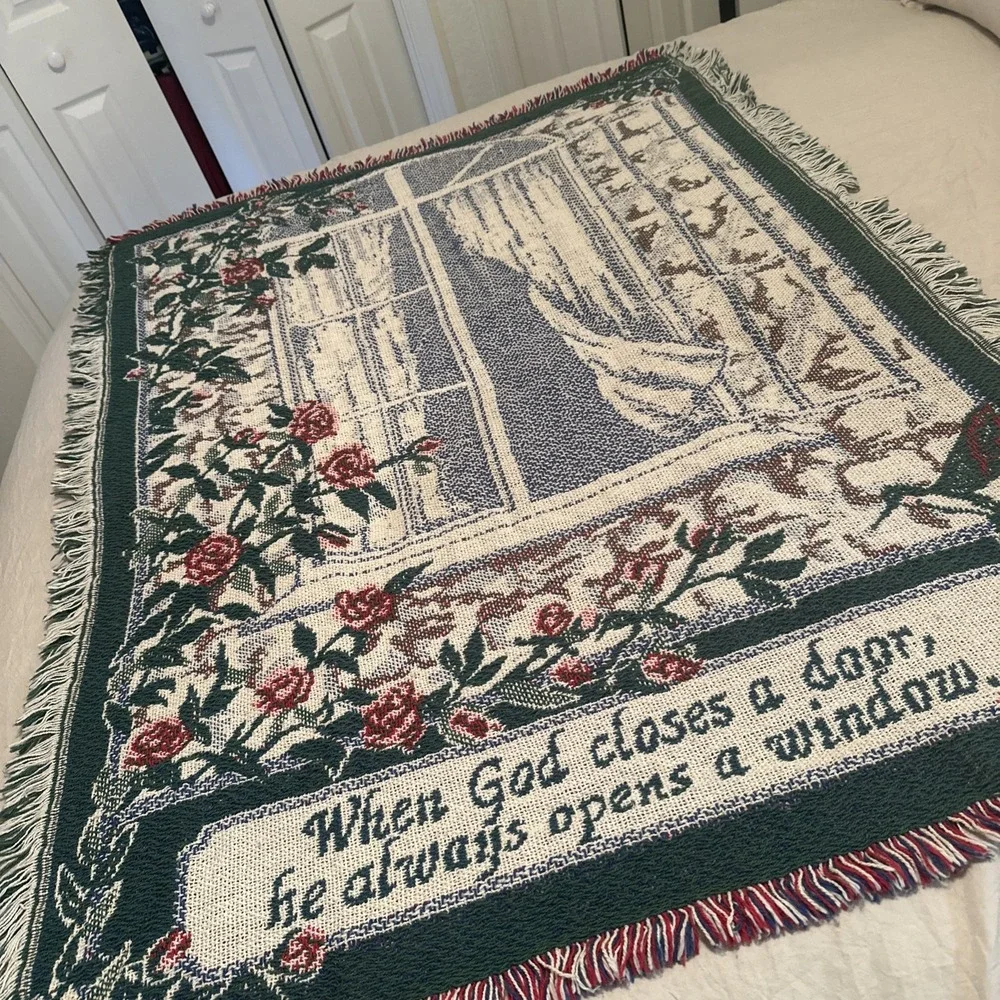 Woven Blanket W/fringe And Saying  32 X 46